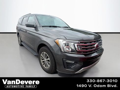 Used 2018 Ford Expedition XLT AWD/4WD image 1