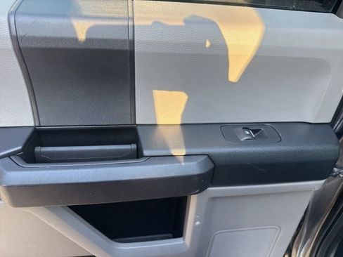 Used 2017 Ford F150 XL w/ Equipment Group 101A Mid image 30