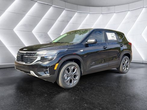 New 2026 Kia Seltos LX AWD/4WD image 1