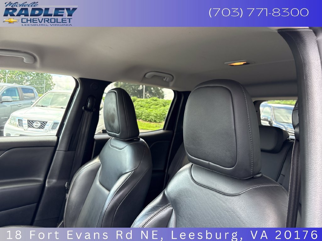 Used 2021 Jeep Renegade Limited AWD/4WD image 2