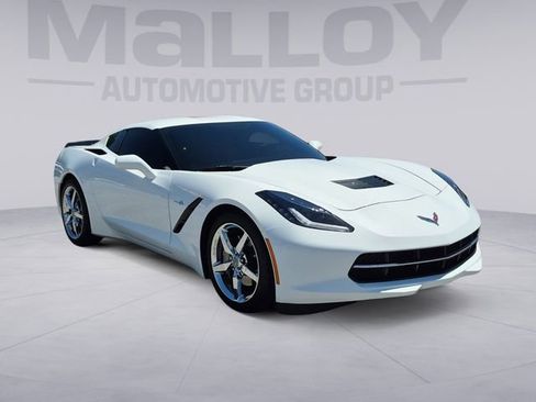 Used 2015 Chevrolet Corvette Stingray Coupe RWD image 7