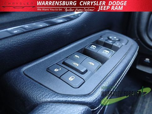 Used 2025 RAM 1500 Laramie image 22