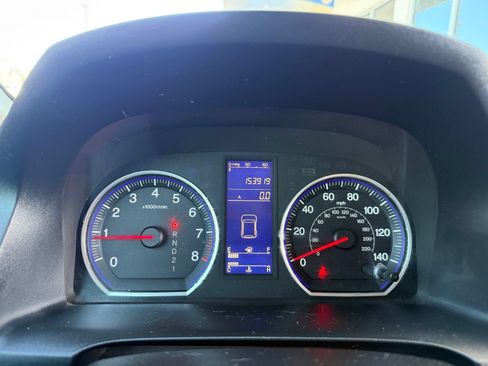 Used 2010 Honda CR-V LX image 12
