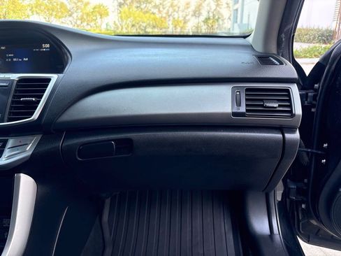 Used 2015 Honda Accord LX image 16