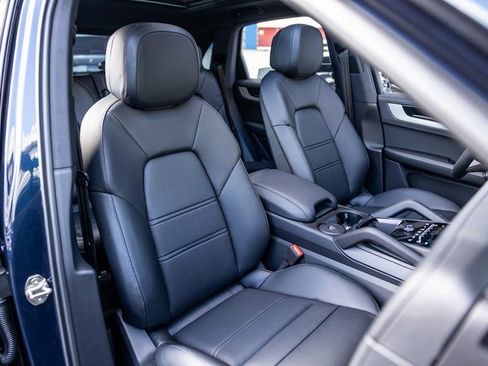 New 2026 Porsche Cayenne image 49