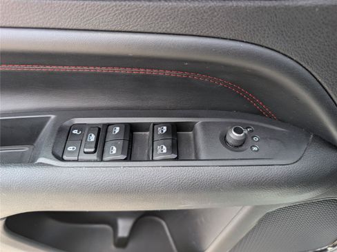 Used 2023 Jeep Compass Trailhawk AWD/4WD image 20