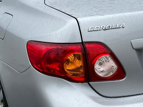 Used 2009 Toyota Corolla LE FWD image 20