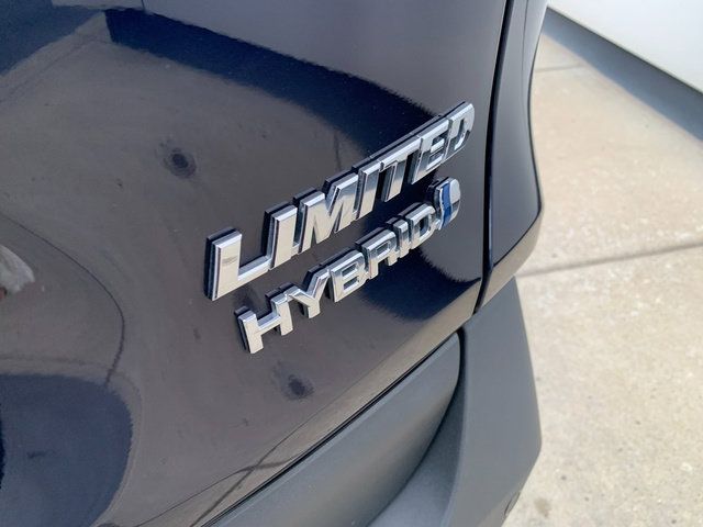 Used 2023 Toyota RAV4 Limited AWD/4WD image 6