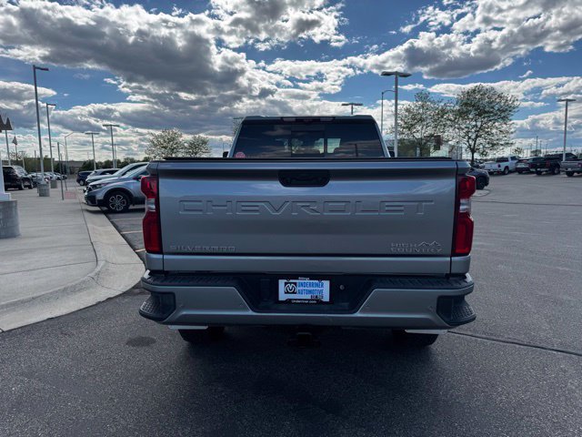 Used 2024 Chevrolet Silverado 3500 High Country w/ High Country Premium Package AWD/4WD image 6