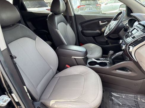 Used 2013 Hyundai Tucson Limited FWD image 22