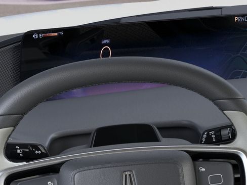 New 2026 Lincoln Navigator Reserve AWD/4WD image 13