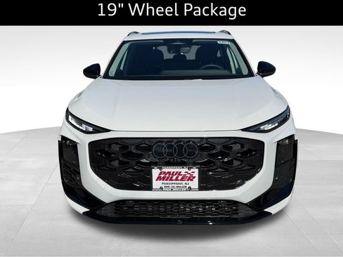Used 2026 Audi Q3 quattro 2.0T AWD/4WD image 2