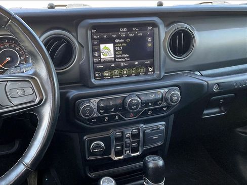 Used 2022 Jeep Wrangler Unlimited Sport AWD/4WD image 18