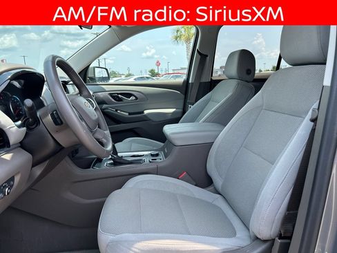 Used 2019 Chevrolet Traverse LT FWD image 13