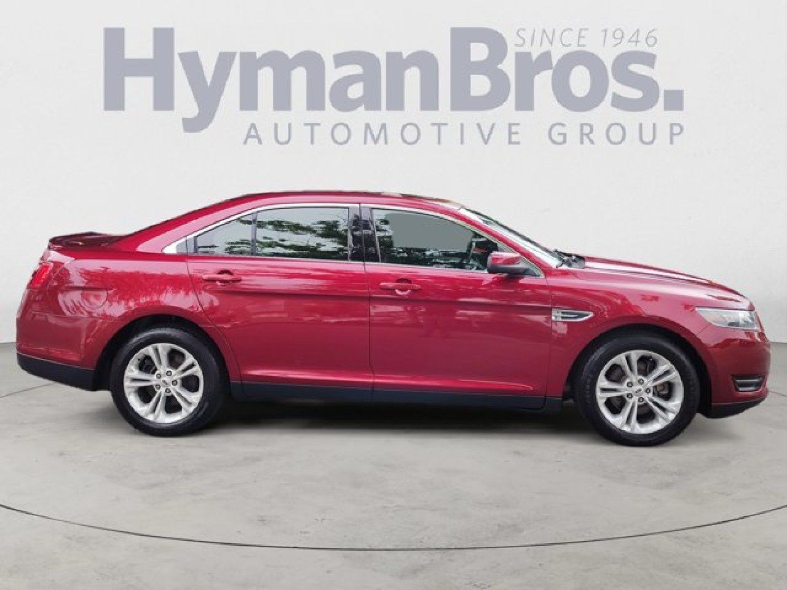 Used 2017 Ford Taurus SEL w/ Equipment Group 201A FWD image 2