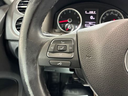Used 2014 Volkswagen Tiguan S AWD/4WD image 28
