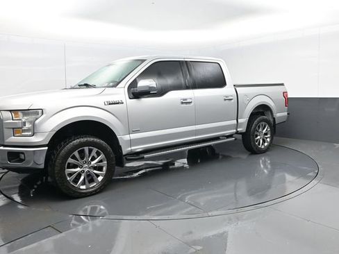 Used 2017 Ford F150 XLT w/ Equipment Group 302A Luxury AWD/4WD image 2