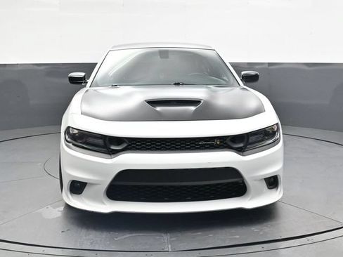 Used 2019 Dodge Charger Scat Pack w/ Plus Group RWD image 10