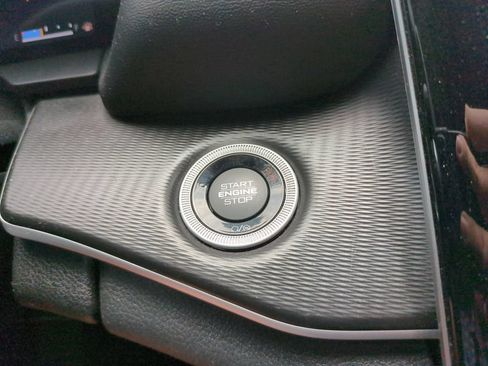 Used 2023 Jeep Grand Cherokee Altitude AWD/4WD image 24