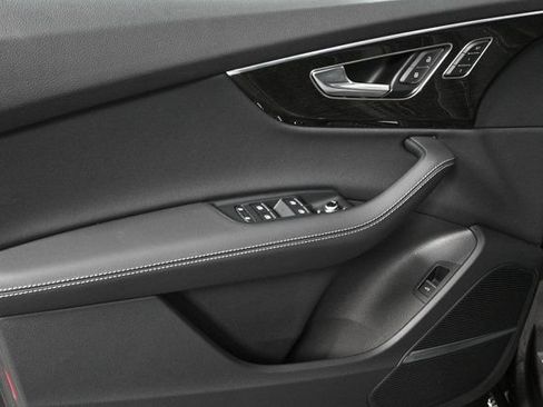 New 2026 Audi Q7 3.0T Premium Plus image 6