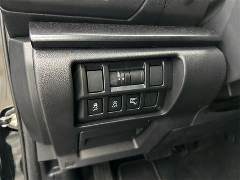 Used 2023 Subaru Crosstrek 2.5i Sport image 32