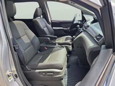 Used 2015 Honda Odyssey EX-L image 18
