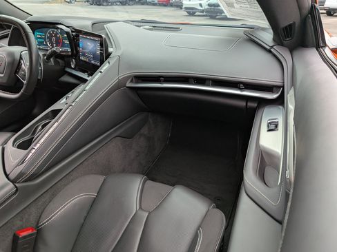 Used 2023 Chevrolet Corvette Stingray Preferred Cpe w/ Z51 Performance Package image 21