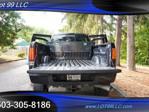 Used 2014 GMC Sierra 2500 Denali w/ Suspension Package, Off-Road AWD/4WD image 32