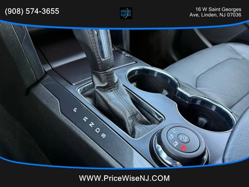 Used 2017 Ford Explorer XLT w/ Equipment Group 202A image 20