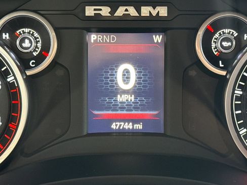 Certified 2021 RAM 3500 Big Horn w/ Level 1 Equipment Group AWD/4WD image 26