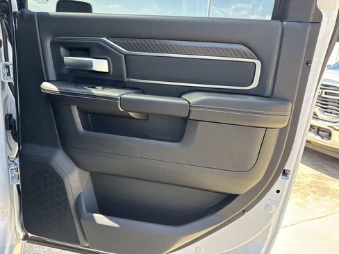 New 2027 RAM 3500 Big Horn AWD/4WD image 12