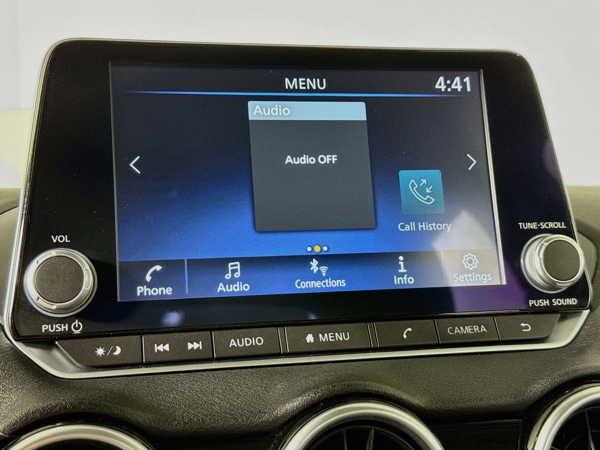 Used 2024 Nissan Sentra SV FWD image 16