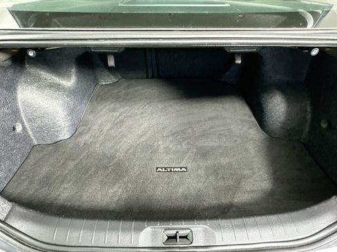 Used 2024 Nissan Altima 2.5 SV w/ SV Premium Package FWD image 29