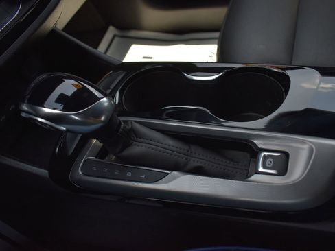 Used 2025 Buick Envista Sport Touring FWD image 29