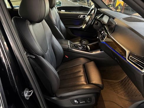 Used 2019 BMW X5 xDrive40i w/ Premium Package AWD/4WD image 13