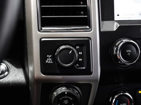 Used 2019 Ford F150 Lariat AWD/4WD image 27