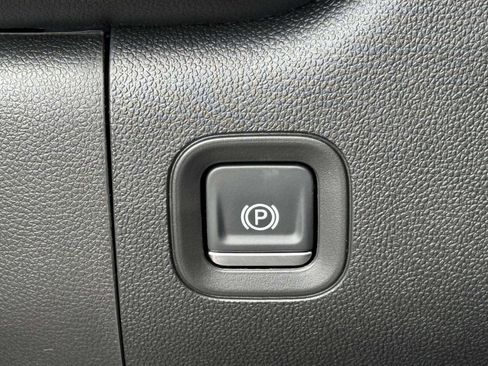 New 2025 Chevrolet Silverado 3500 W/T image 8