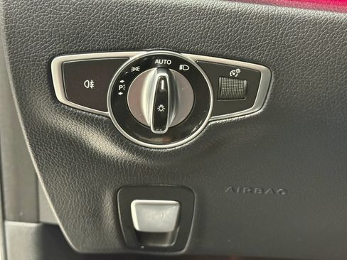 Used 2017 Mercedes-Benz E 300 4MATIC image 26
