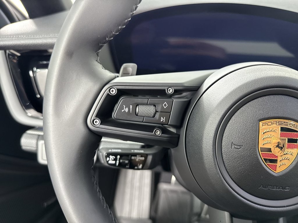 New 2026 Porsche Panamera 4 AWD/4WD image 37
