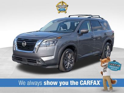 Used 2024 Nissan Pathfinder SV