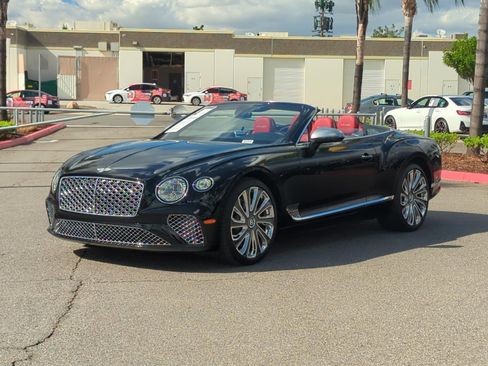 Used 2021 Bentley Continental GT V8 image 5