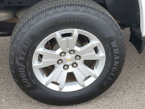 Used 2020 Chevrolet Colorado LT w/ Safety Package image 30