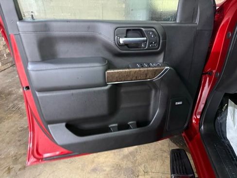 Used 2021 GMC Sierra 2500 Denali w/ Denali Ultimate Package AWD/4WD image 9