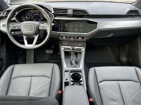 Certified 2025 Audi Q3 2.0T Premium w/ Convenience Package image 17