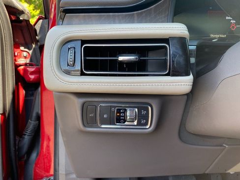 Used 2020 Lincoln Aviator Reserve w/ Equipment Group 201A image 14