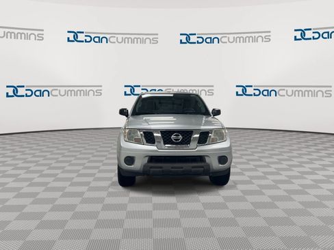 Used 2016 Nissan Frontier SV AWD/4WD image 3
