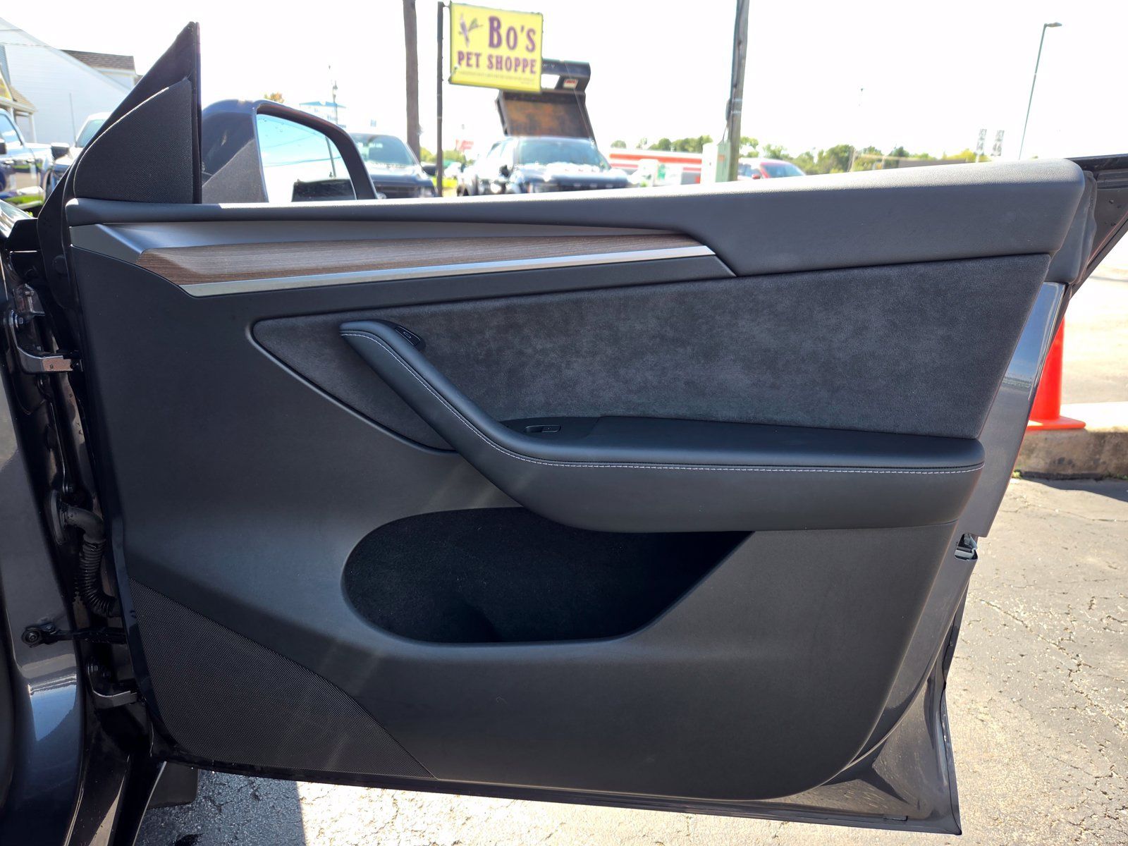 Used 2023 Tesla Model Y Performance AWD/4WD image 30