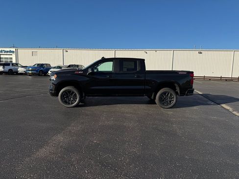 New 2026 Chevrolet Silverado 1500 LT Trail Boss w/ Convenience Package II image 2