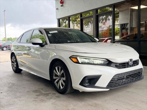 Used 2023 Honda Civic LX image 7