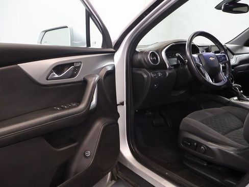 Used 2020 Chevrolet Blazer LT AWD/4WD image 9